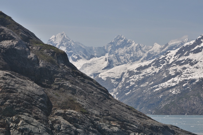 mountain and water scene